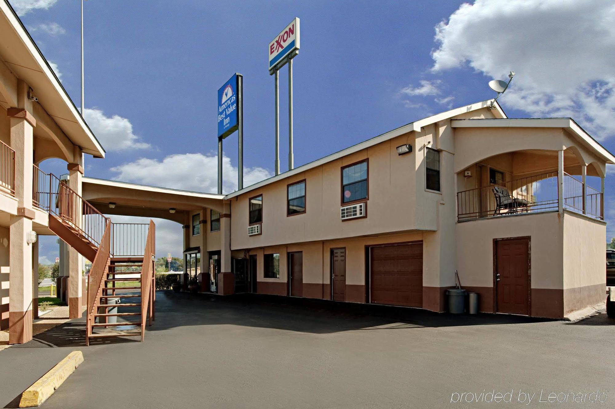 Apple Tree Inn Lindale Екстериор снимка