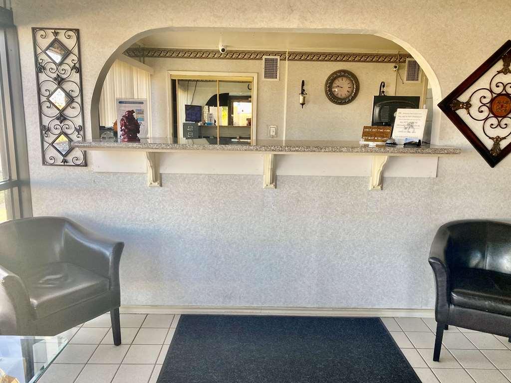Apple Tree Inn Lindale Интериор снимка